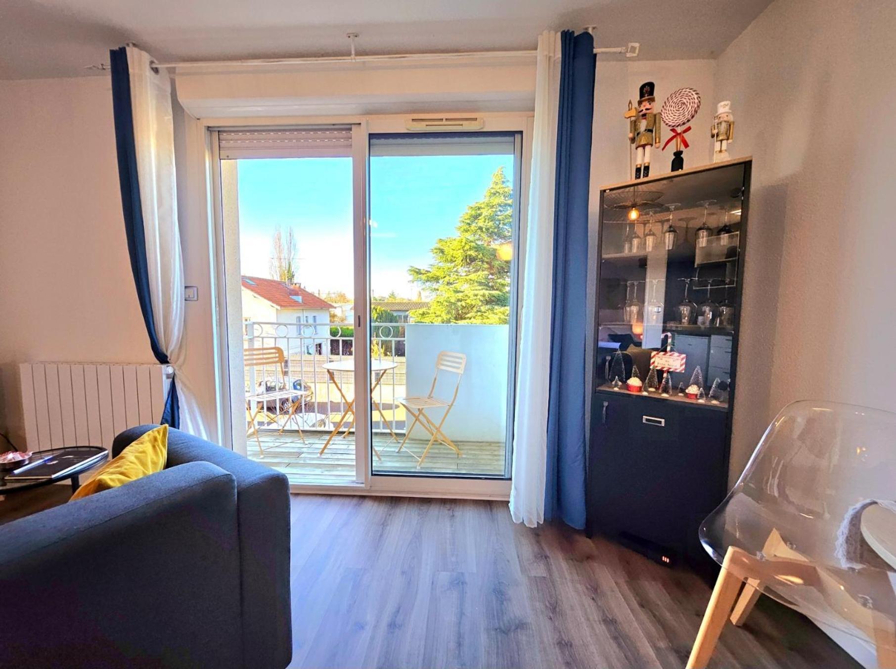 Appartement Residentiel Avec Parking/Proche Centre Angoulême Eksteriør bilde