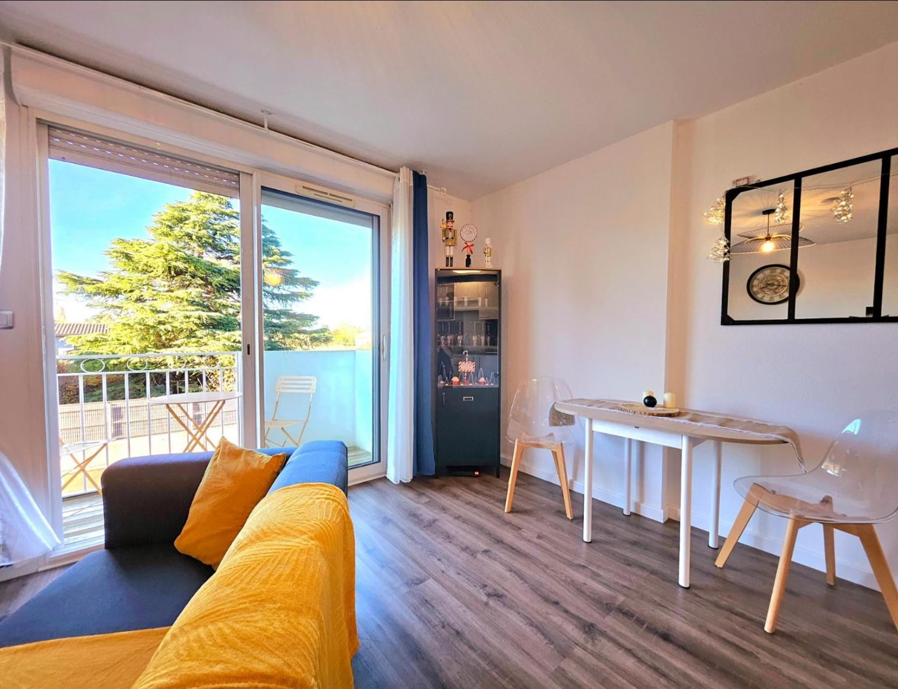 Appartement Residentiel Avec Parking/Proche Centre Angoulême Eksteriør bilde